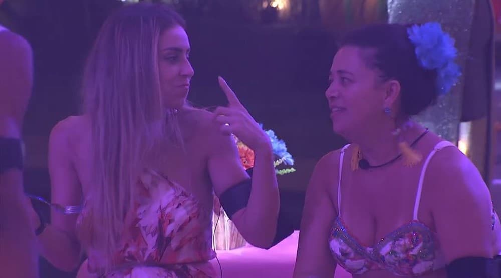 BBB19: Festa Identidade é marcada por choro de Danrley e beijo entre Alan e Paula