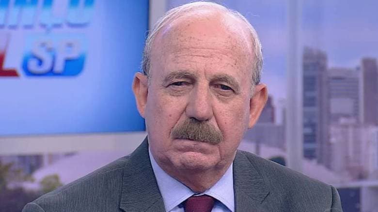 Renato Lombardi surge chorando na TV, revela se vai morrer e público tem reação emocionante
