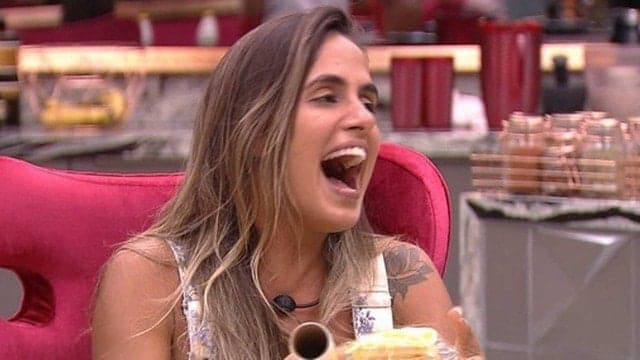 BBB19: Carolina solta o verbo sobre saída de Isabella: "Ela estava feliz em sair daqui"