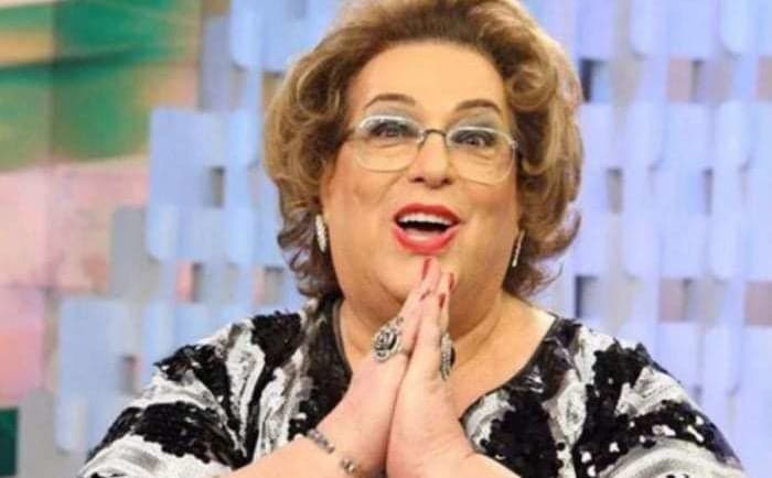 Mamma Bruschetta continua internada após crise de doença e desfalca programa do SBT