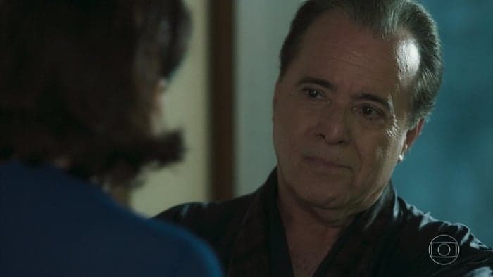 O Sétimo Guardião: Olavo invade casarão, tem embate com Valentina e se dá mal