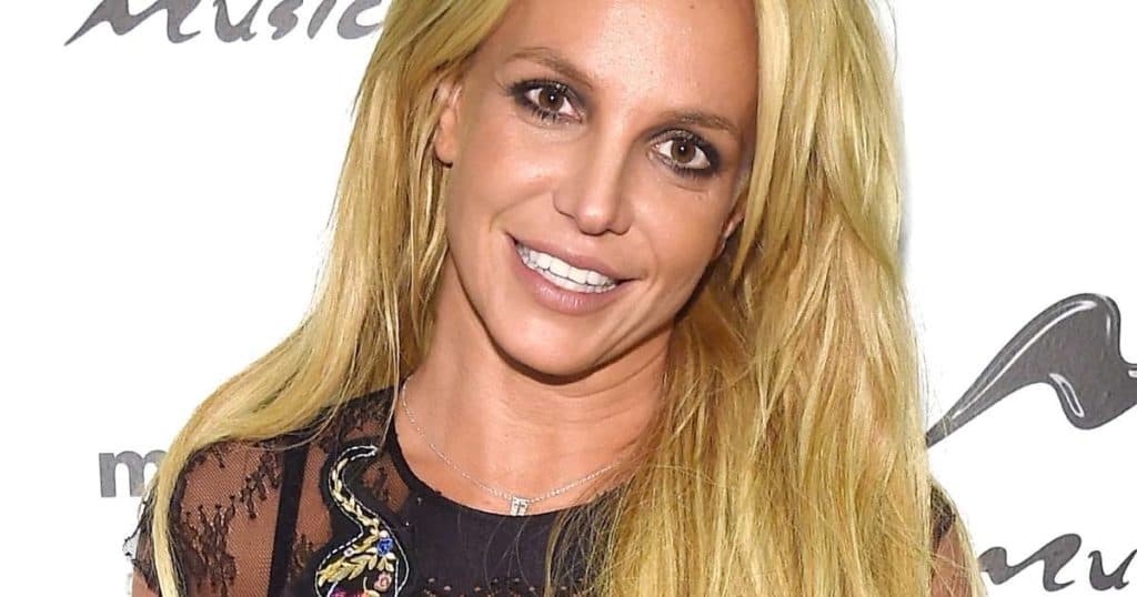 Britney Spears volta a apresentar problemas e é internada em clínica de saúde mental