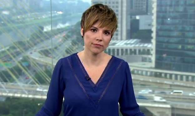 Glória Vanique se confunde, passa grande vergonha ao vivo e web não perdoa