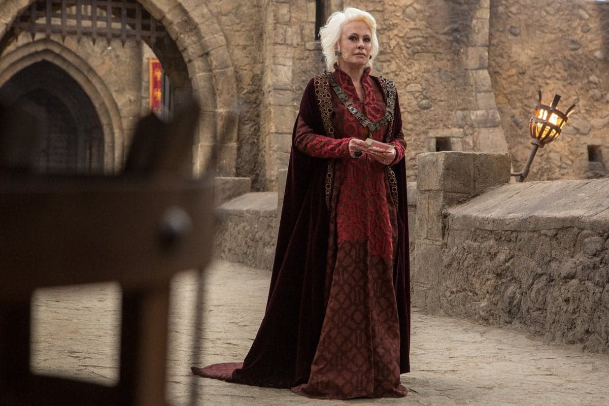 Ana Maria Braga foi comparada com a rainha Daenerys em Globo of Thrones (Foto: Reprodução) Ana Maria Braga foi comparada com a rainha Daenerys em Globo of Thrones (Foto: Reprodução)