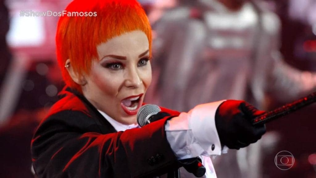Danielle Winits paga mico na Globo e é detonada por caracterização no Show dos Famosos