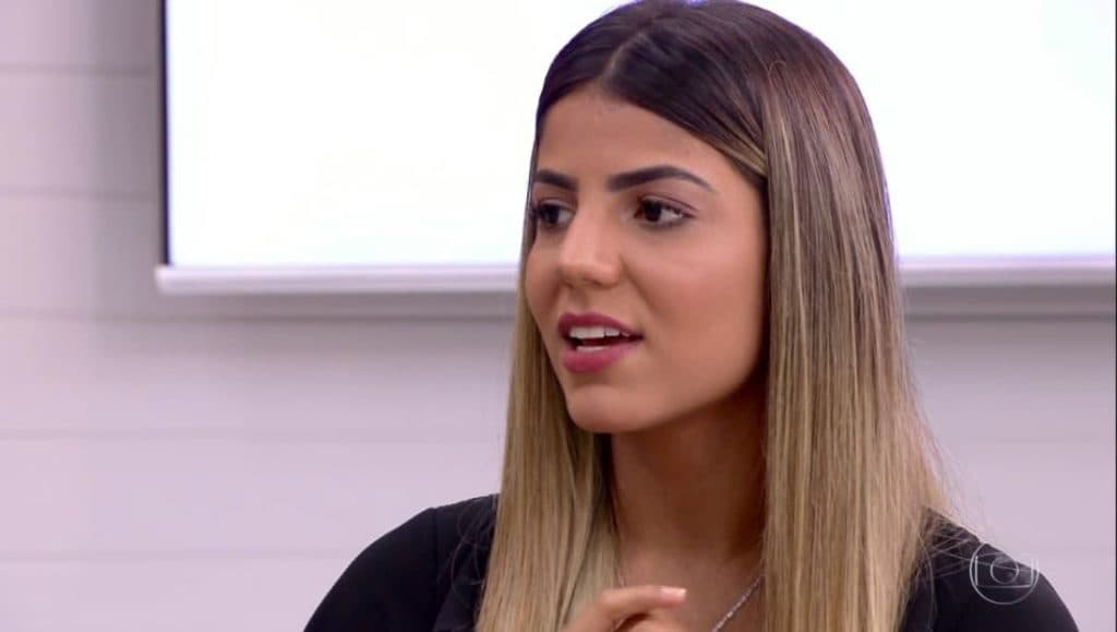 Expulsa do BBB19, Hariany volta pra casa, faz mudança no visual e impressiona com resultado