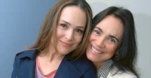 Gabriela Duarte e Regina Duarte (Foto: Reprodução) Gabriela Duarte e Regina Duarte (Foto: Reprodução)