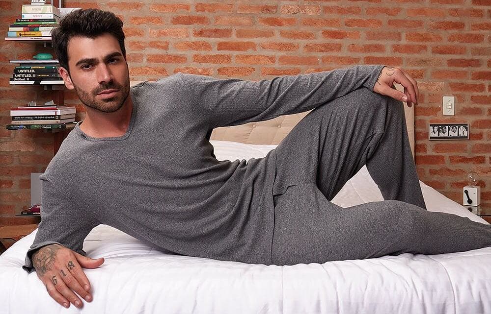 Ex-BBB Rodrigão surge sem as calças em momento íntimo e fãs vão à loucura