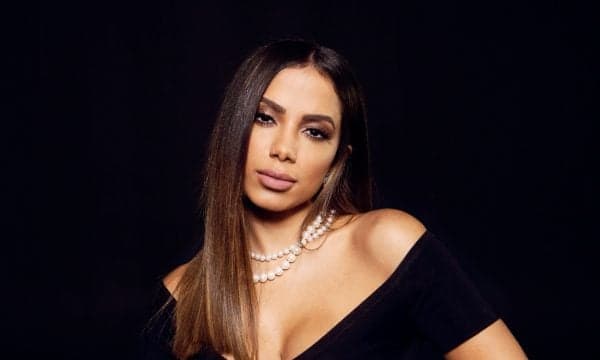 Após briga judicial por plágio contra Anitta, cantora segue os passos da funkeira e toma atitudes radicais