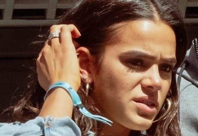 Após confusão, atriz da Globo, Bruna Marquezine vai parar em delegacia e é processada