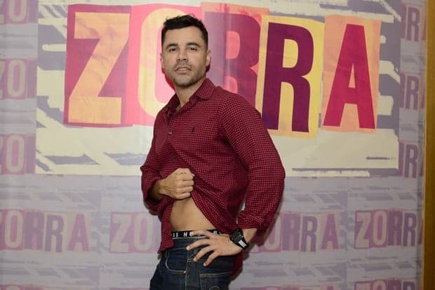Marido de Rodrigo Sant’Anna faz ele chorar em público após atitude inesperada