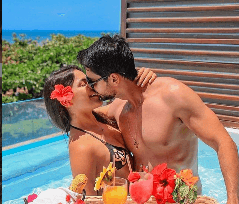 Vencedora do BBB17, Emilly Araújo anuncia casamento para 2020