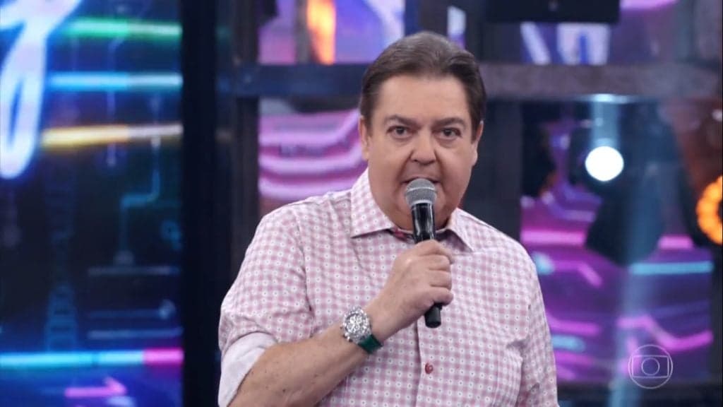 Faustão faz aniversário, ganha declaração pra lá de romântica de esposa e repercute na web