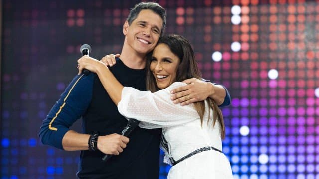 Ivete Sangalo desaba em lágrimas em programa ao receber homenagem do filho: "Vou morrer"