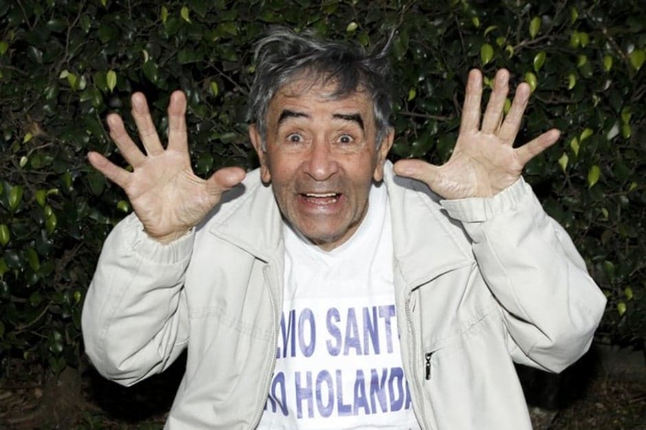 Ivo Holanda, famoso humorista do SBT revela salário que recebe na emissora e fala sobre grande admiração por Silvio Santos: "é um herói"