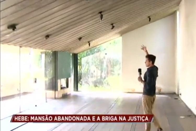 Mansão de Hebe é destruída e fotos são chocantes /Reprodução Record