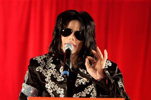 Biógrafo encontra provas que inocentam Michael Jackson e documentário pode ser cancelado