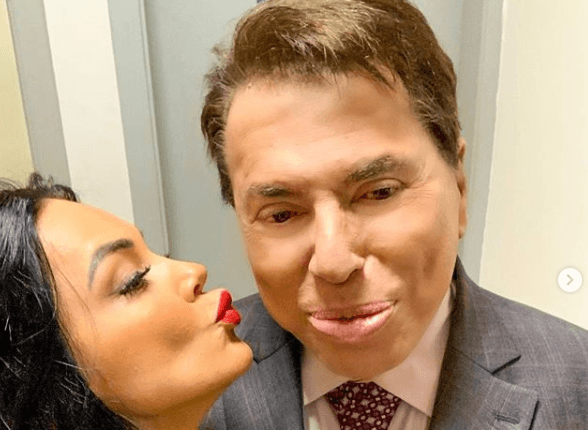 Silvio Santos volta de férias e grava programa usando tênis caríssimo; saiba o valor