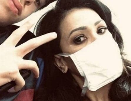 Ex-Tiazinha, Suzana Alves surge de máscara e revela doença: "Eu já estava há 1 semana e não sabia"
