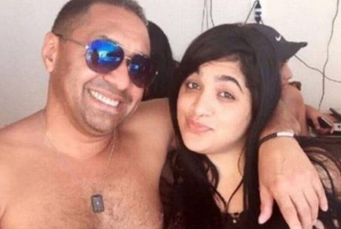 Filha de Tiririca tem reviravolta na vida, passa por plástica e vira cantora; pai dá ultimato