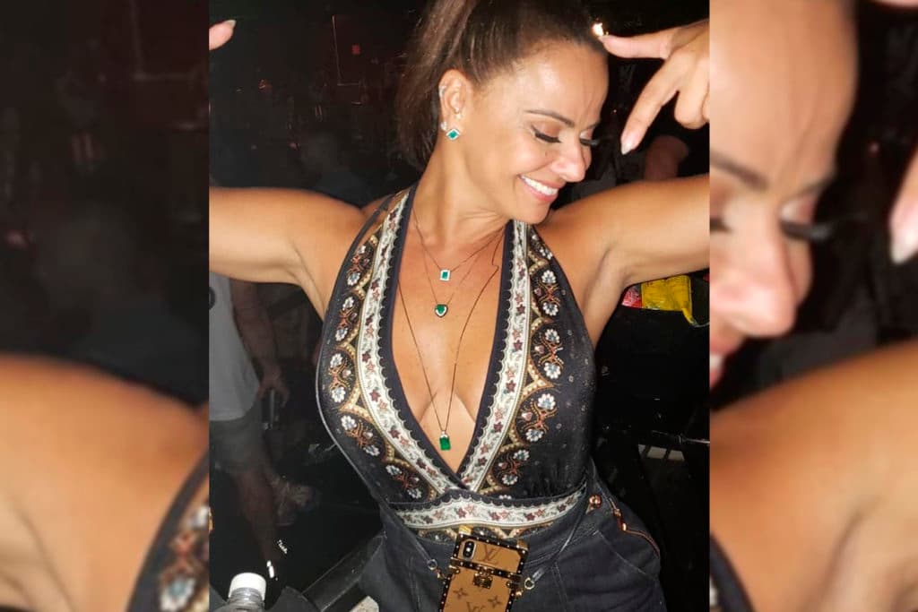 Depois de barraco, Viviane Araújo recebe indiretas de internautas que falam sobre seu ex