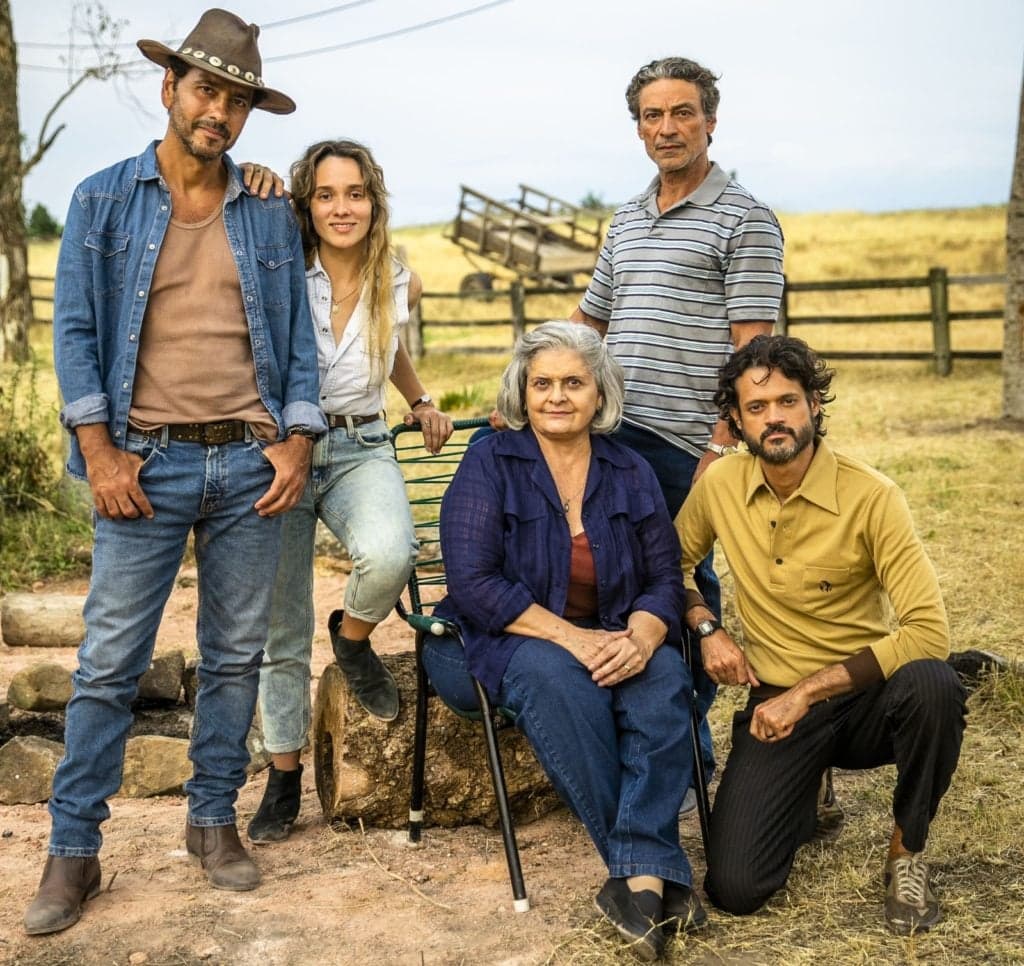 No ar em A Dona do Pedaço, atriz da Globo solta o verbo contra o empoderamento feminino e explica o motivo