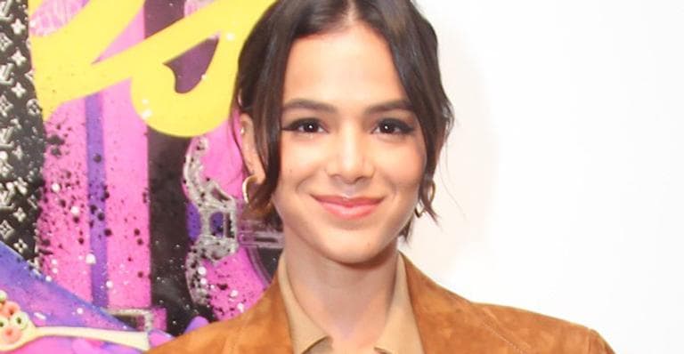 Bruna Marquezine participa de evento de ex-affair e ganha look caríssimo; saiba o valor