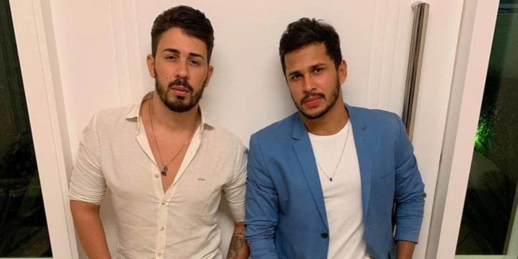 Carlinhos Maia é pego de surpresa, marido Lucas Guimarães surge só de sunga branca e público nota algo