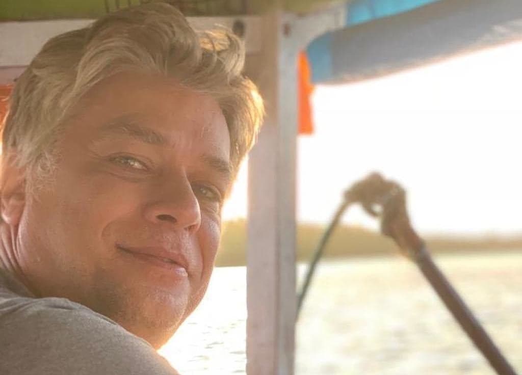 Após romances conturbados, Fábio Assunção assume novo relacionamento e fotos são divulgadas