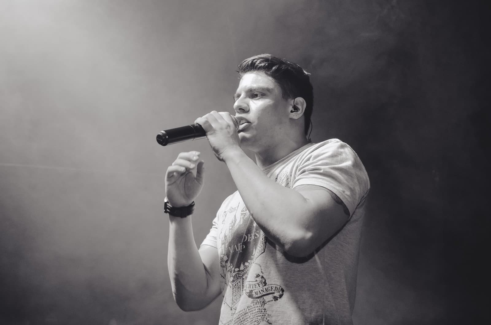 Jovem cantor da música sertaneja, Guilherme Palaia, que morreu nessa quinta-feira (Foto: Reprodução/Insagram) Jovem cantor da música sertaneja, Guilherme Palaia, que morreu nessa quinta-feira (Foto: Reprodução/Insagram)