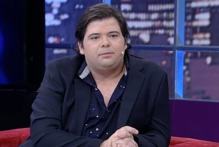 Humorista Gustavo Mendes exibe antes e depois, após perder 48 kg e impressiona pela mudança