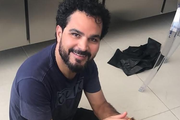 Luciano Camargo, chamado de gay pela ex-esposa, mostra realidade bem diferente