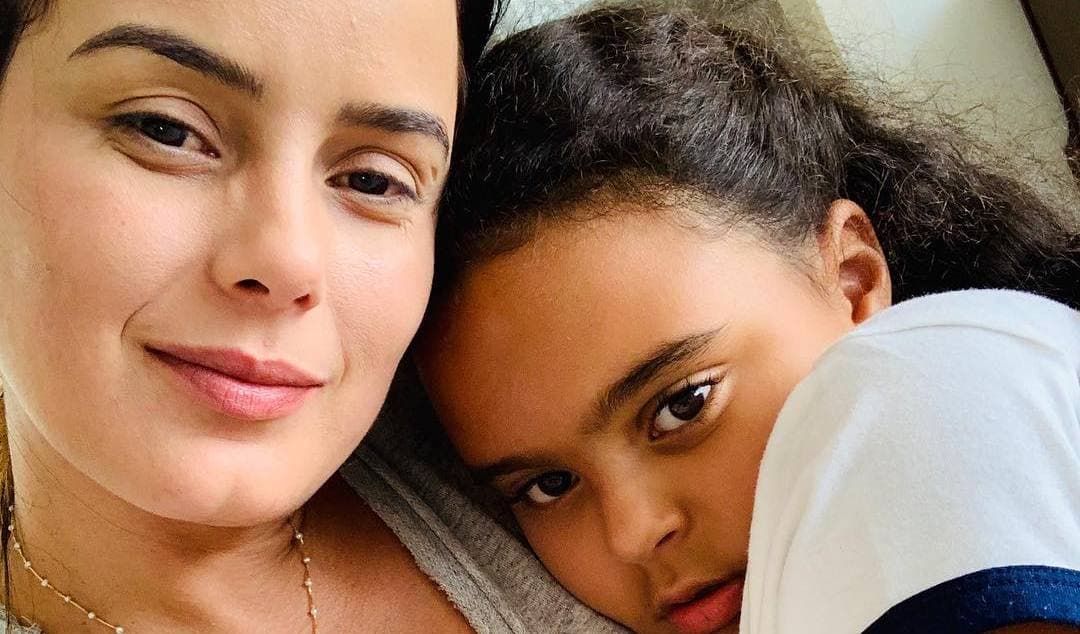 Luciele Di Camargo e filha (Foto: Reprodução/Instagram) Luciele Di Camargo e filha (Foto: Reprodução/Instagram)