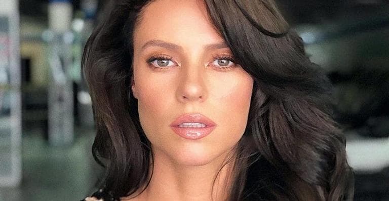 Paolla Oliveira entra em polêmica na internet e manda recado para homossexuais: "Ódio só traz tristeza e dor"