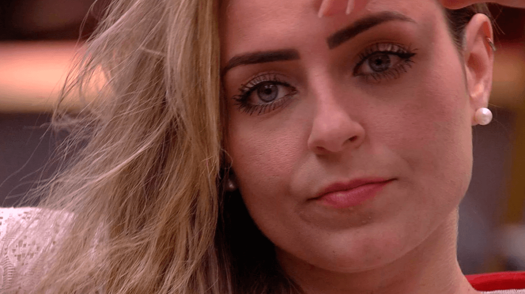 Ex BBB Paula von Sperling sofre ataques, torna agressão pública e expõe situação humilhante