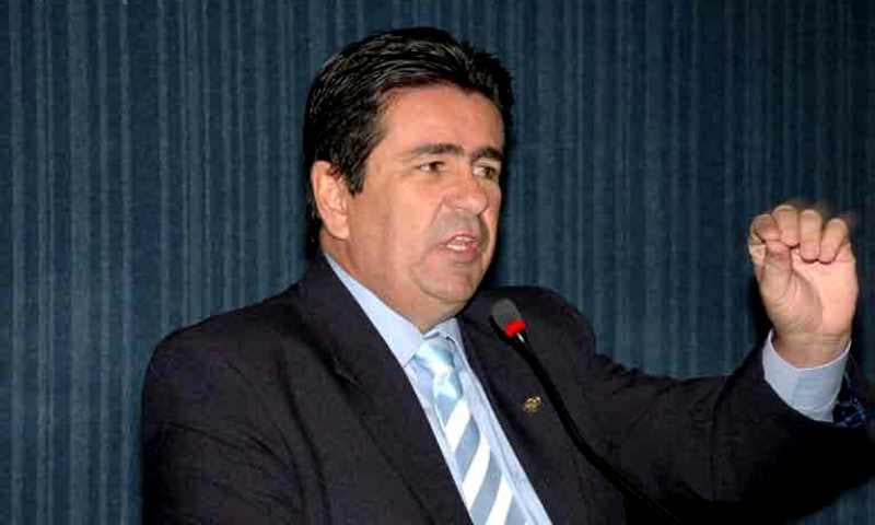 Apresentador do Canal Livre Wallace Sousa (Foto: Reprodução) Apresentador do Canal Livre Wallace Sousa (Foto: Reprodução)