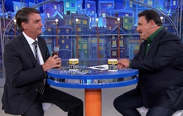 Contratado por Bolsonaro como garoto-propaganda da Previdência, Ratinho tem dívida milionária divulgada