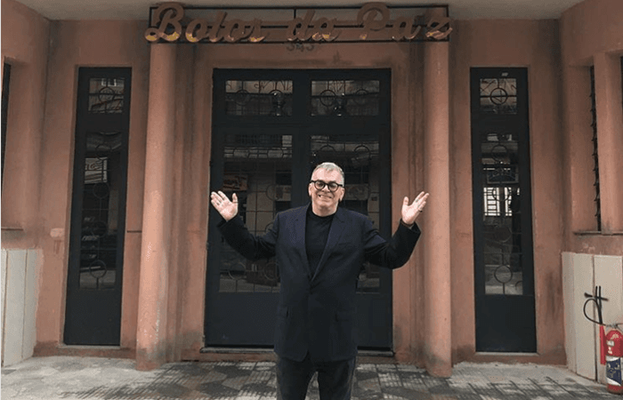O autor Walcyr Carrasco na cidade cenográfica de A Dona do Pedaço (Foto: Reprodução/Instagram) O autor Walcyr Carrasco na cidade cenográfica de A Dona do Pedaço (Foto: Reprodução/Instagram)