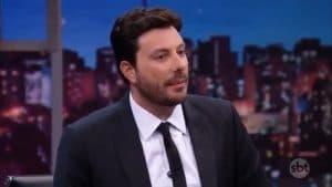 O apresentador Danilo Gentili está em alta no SBT (Foto: Reprodução) O apresentador Danilo Gentili está em alta no SBT (Foto: Reprodução)