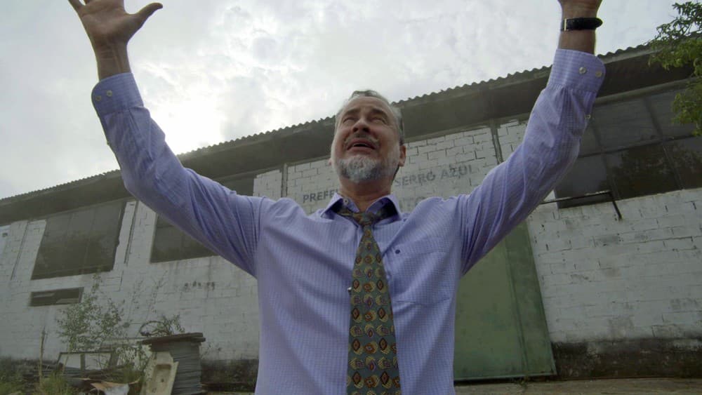 O Sétimo Guardião: Eurico tem todo o dinheiro roubado e se desespera