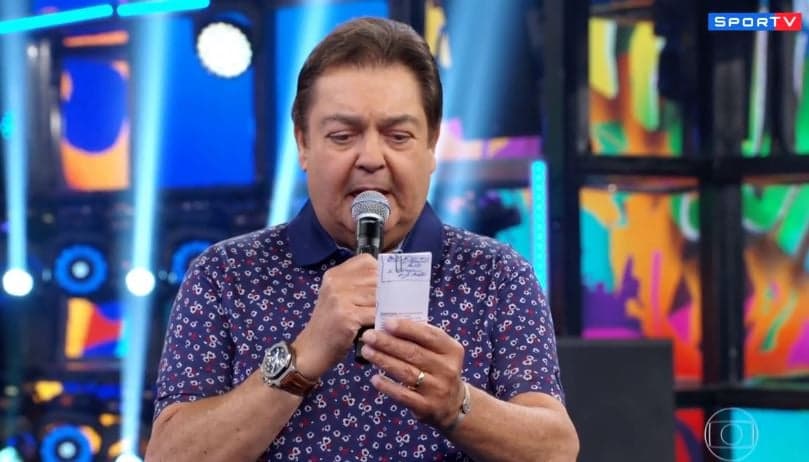 Faustão surpreende e ressuscita quadro histórico em seu programa