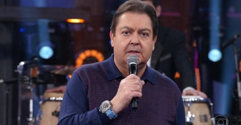 O apresentador Faustão voltou a citar o governo Bolsonaro (Foto: Reprodução)