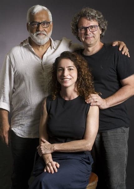 Os autores Paulo Halm e Rosane Svartman com o diretor artístico Luiz Henrique Rios (Foto: Globo/João Cotta) Os autores Paulo Halm e Rosane Svartman com o diretor artístico Luiz Henrique Rios (Foto: Globo/João Cotta)