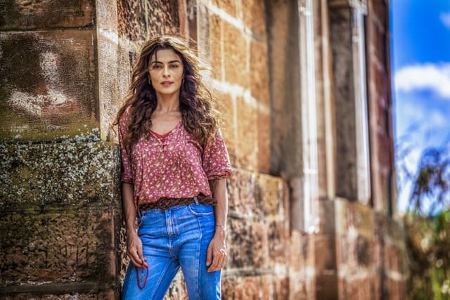 Globo aplica nova técnica em A Dona do Pedaço para deixar Juliana Paes 20 anos mais jovem