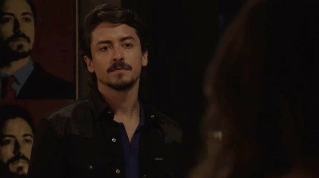 Verão 90: Jerônimo se desespera ao provocar morte e chora ao temer ser o seu fim