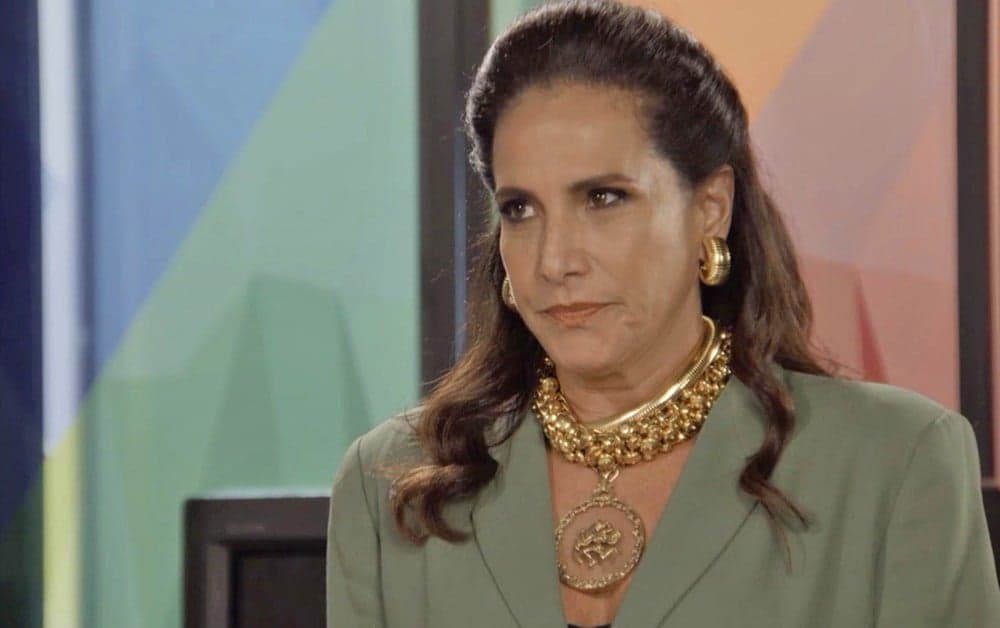 Verão 90: Mercedes perde tudo, sofre grande revitavolta e vira vendedora ambulante