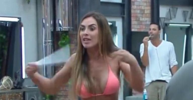 Nicole Bahls perde a cabeça, protagoniza briga no Power Couple e parte para cima de participante