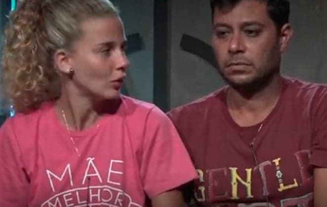 Após confinamento no Power Couple, morre companheiro de Debby Lagranha, Record esconde e deixa público pasmo