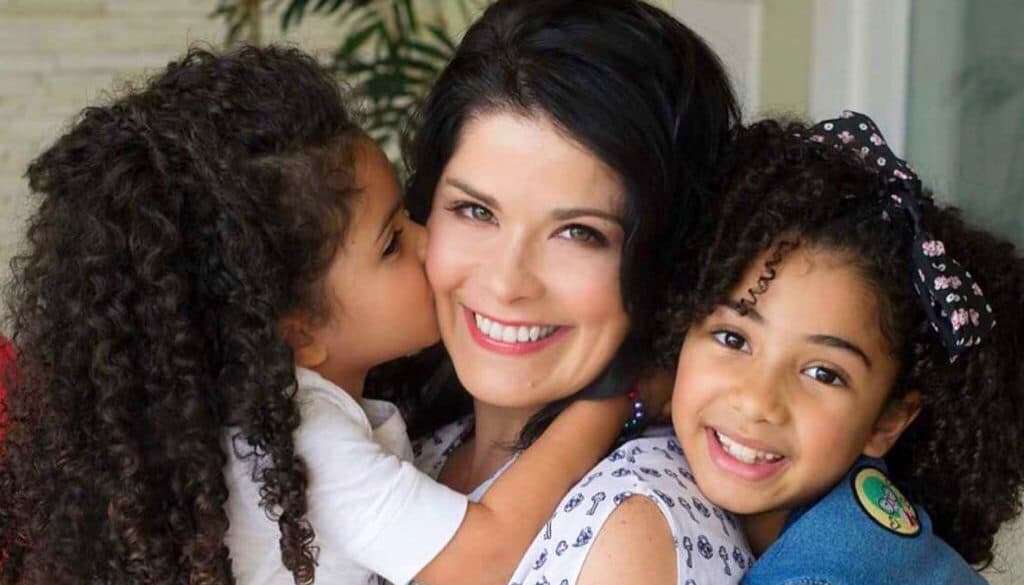 Polêmica, Samara Felippo rejeita presentes das filhas e detona Dia das Mães