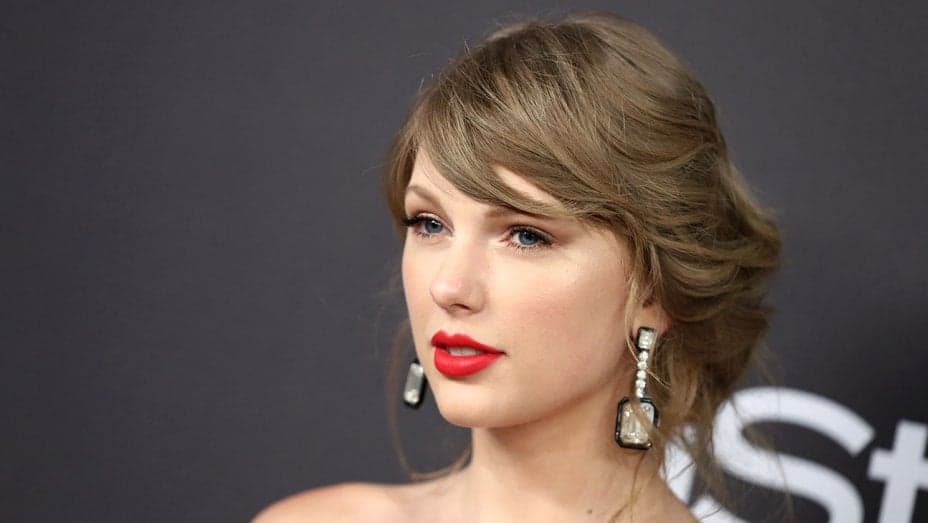 Taylor Swift quebra o silêncio e entrega segredo do novo álbum